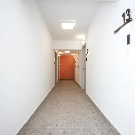Aparthotel Lasari Comfort Living