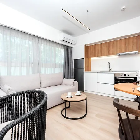 Aparthotel Lasari Comfort Living 4*