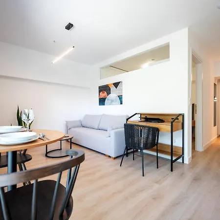 Lasari Comfort Living Appart hôtel