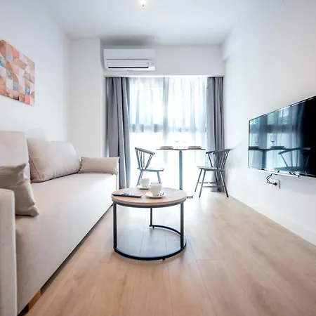 Lasari Comfort Living Aparthotel 4*