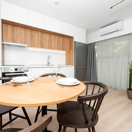 Aparthotel Lasari Comfort Living 4*