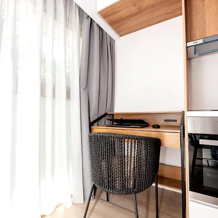 Lasari Comfort Living Aparthotel 4*