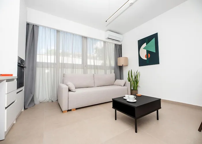 Lasari Comfort Living Appart hôtel